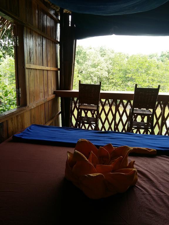 Mangroves & More @ Cambodia Sihanoukville Buitenkant foto