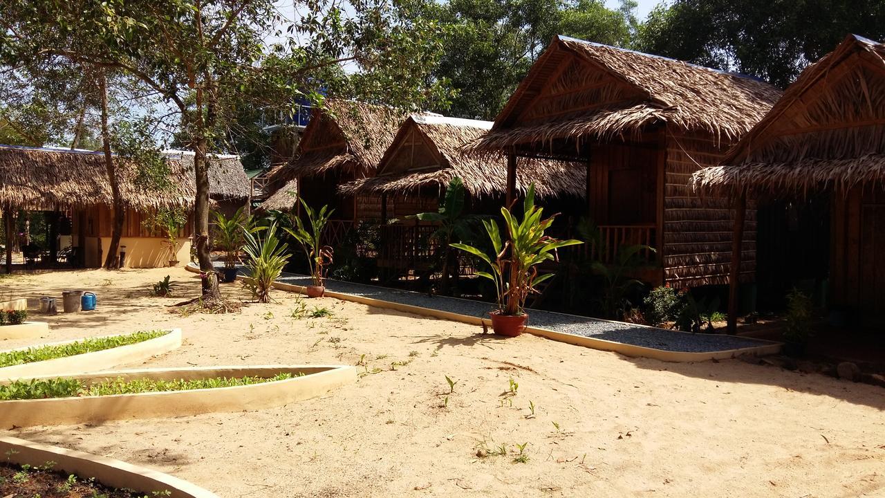 Mangroves & More @ Cambodia Sihanoukville Buitenkant foto
